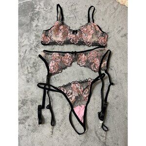 Lingerie Sexy Underwear S 3-Piece Intimate Luxury Lace Embroidery Bra Panty Set